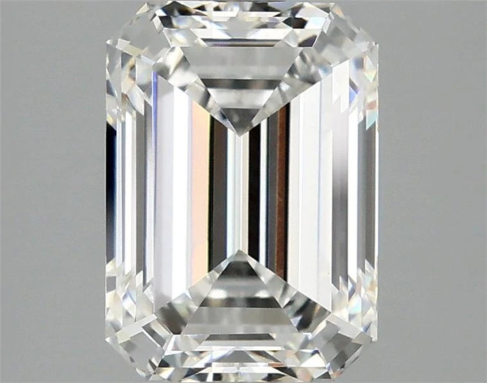 2.79 Carat · EMERALD · E · VS1 · IGI · Excellent Cut