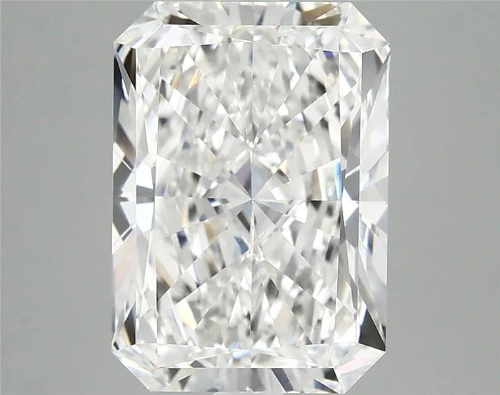 3.89 Carat · RADIANT · E · VS1 · IGI · Excellent Cut