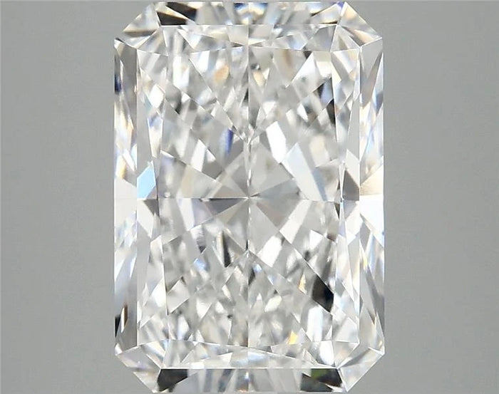 3.98 Carat · RADIANT · E · VVS2 · IGI · Excellent Cut