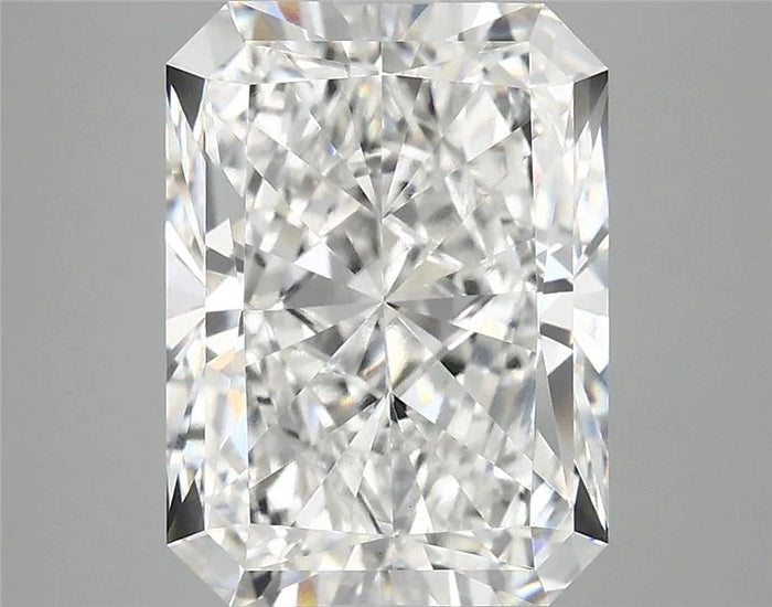 4.93 Carat · RADIANT · E · VVS2 · IGI · Excellent Cut