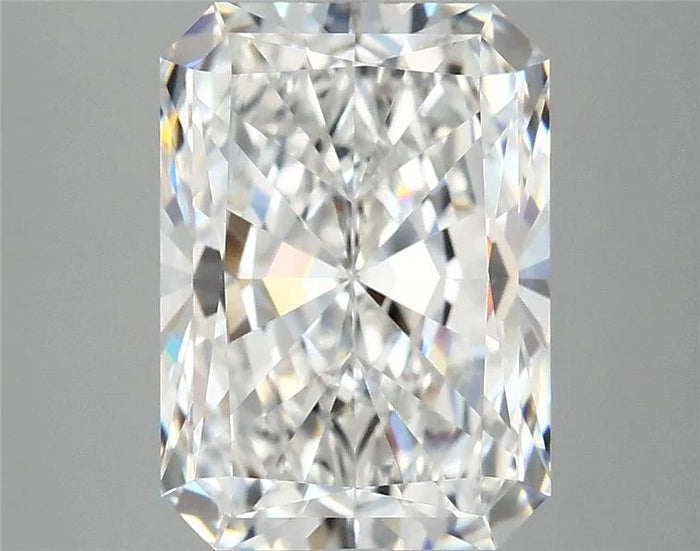 4.08 Carat · RADIANT · E · VVS2 · IGI · Excellent Cut