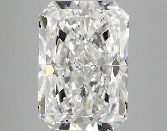 5.04 Carat · RADIANT · E · VS1 · IGI · Excellent Cut