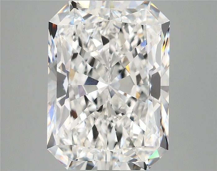 8.20 Carat · RADIANT · E · VVS2 · IGI · Excellent Cut