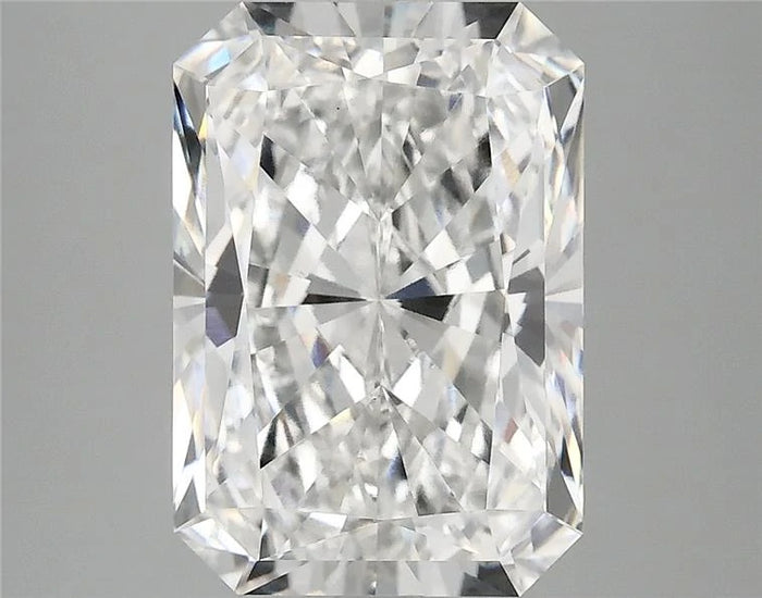 5.06 Carat · RADIANT · E · VS1 · IGI · Excellent Cut