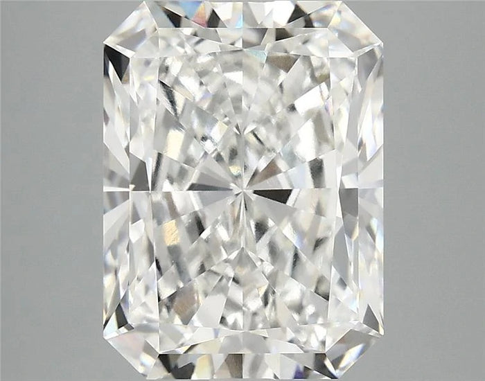 4.93 Carat · RADIANT · F · VVS2 · IGI · Excellent Cut