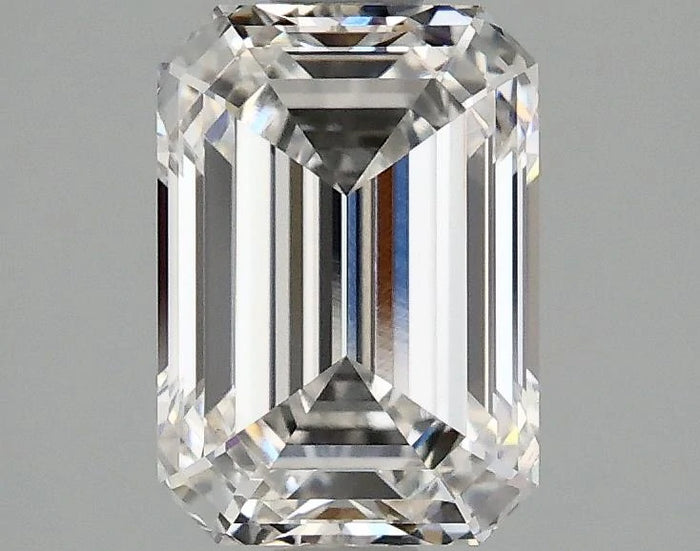 2.05 Carat · EMERALD · E · VS1 · IGI · Excellent Cut