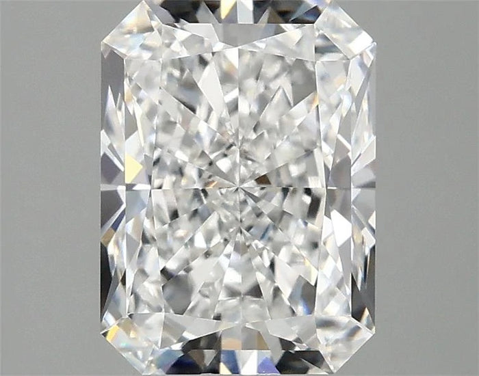 2.52 Carat · RADIANT · E · VVS2 · IGI · Excellent Cut