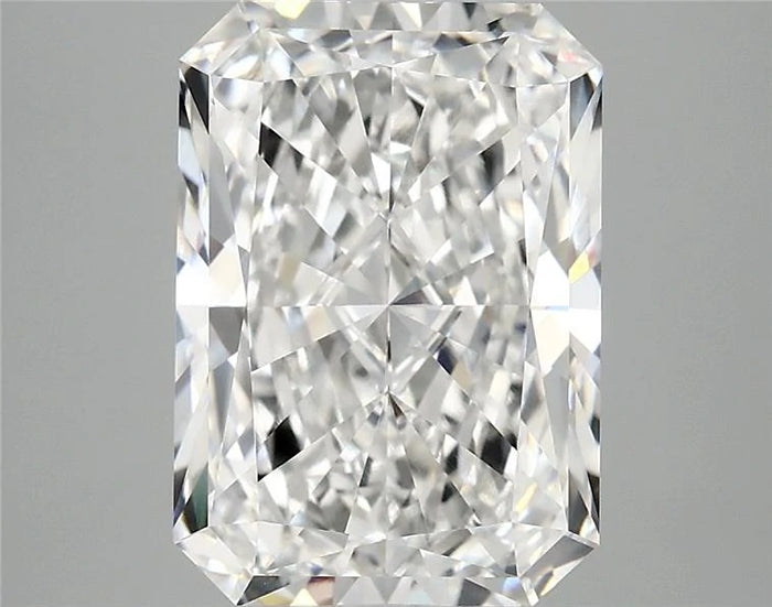4.83 Carat · RADIANT · E · VVS2 · IGI · Excellent Cut