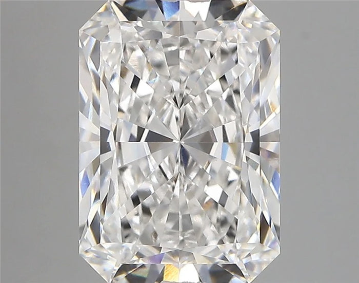 4.26 Carat · RADIANT · D · VVS2 · IGI · Excellent Cut