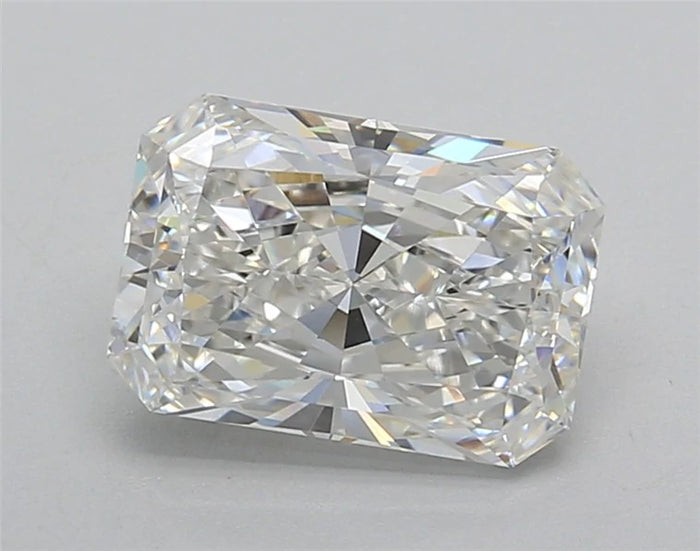 2.02 Carat · RADIANT · E · VVS2 · IGI · Excellent Cut