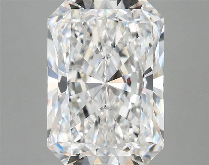 4.07 Carat · RADIANT · E · FL · IGI · Excellent Cut