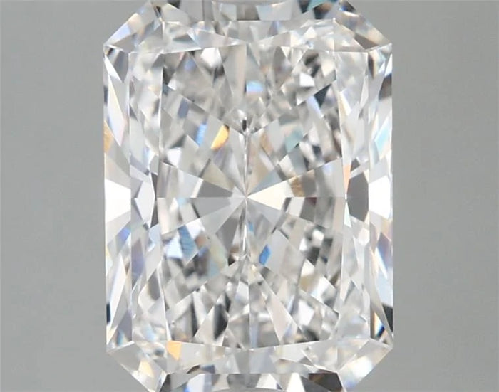 2.69 Carat · RADIANT · E · VVS2 · IGI · Excellent Cut