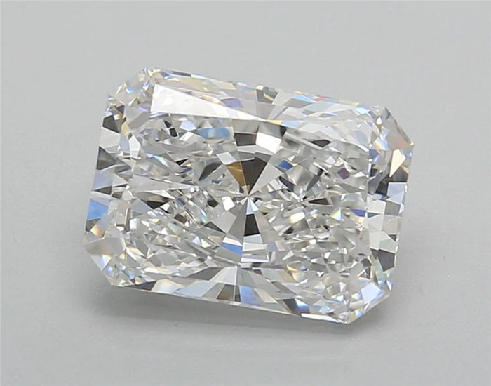 2.67 Carat · RADIANT · D · VS1 · IGI · Excellent Cut
