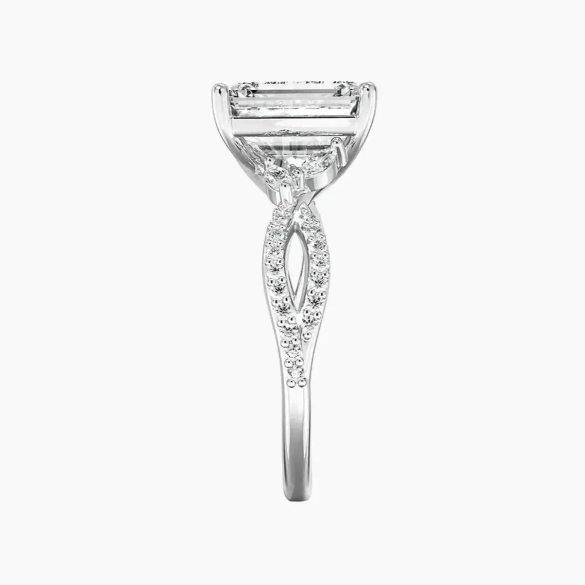 #18K White Gold