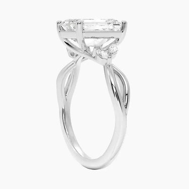 #18K White Gold