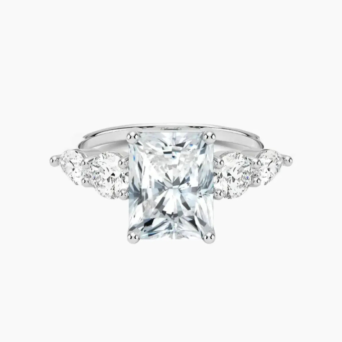 #18K White Gold