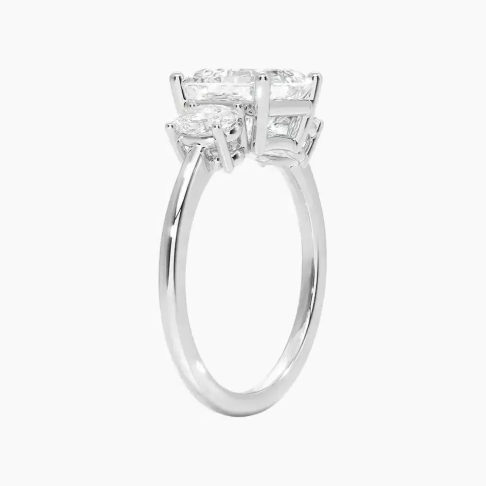 #18K White Gold