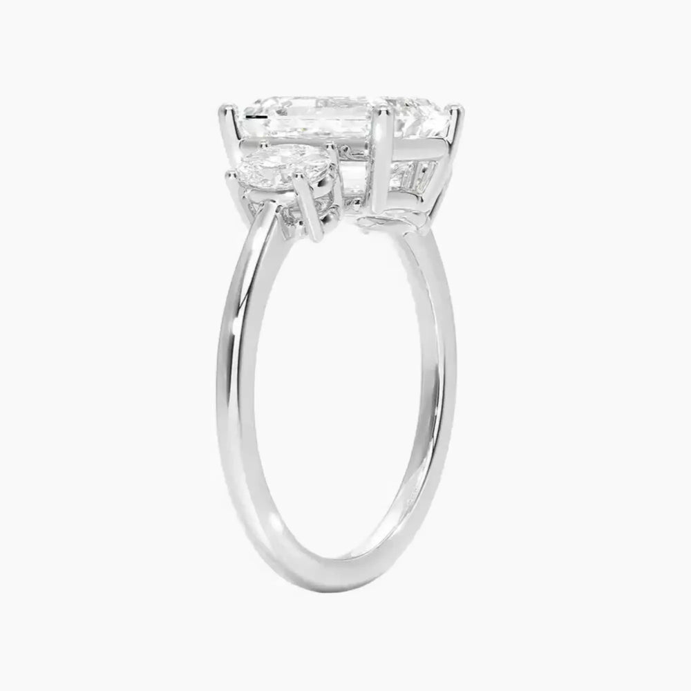 #18K White Gold