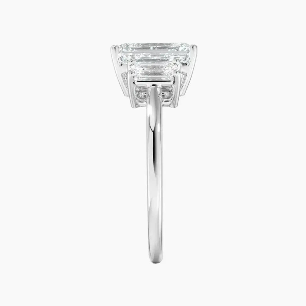 #18K White Gold