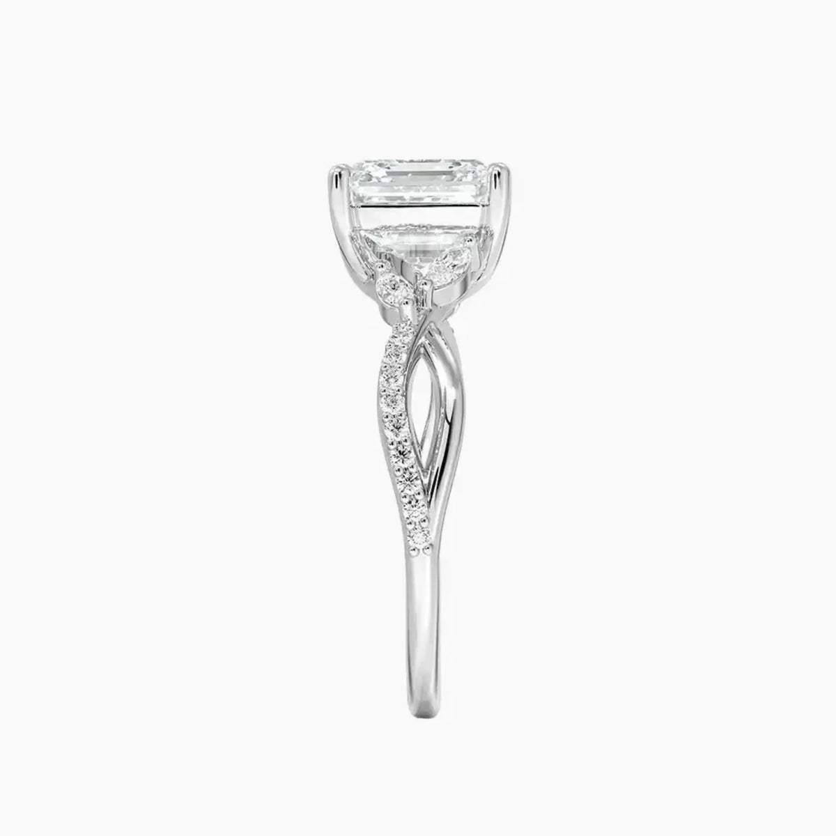 #18K White Gold
