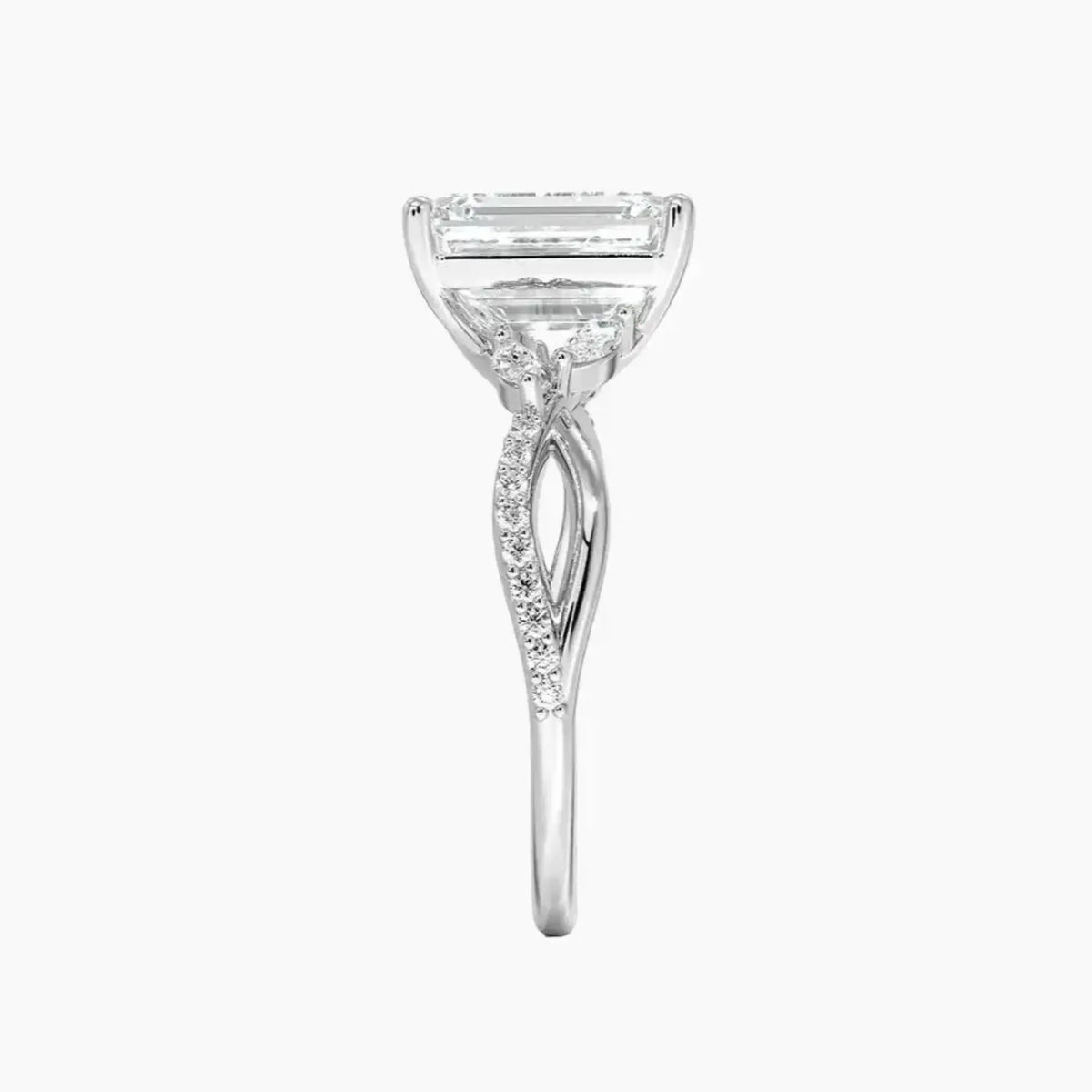 #18K White Gold