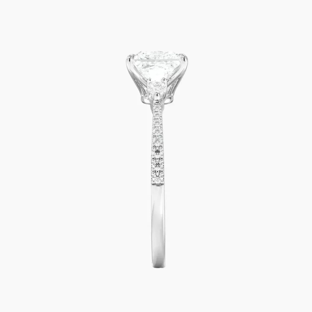 #18K White Gold