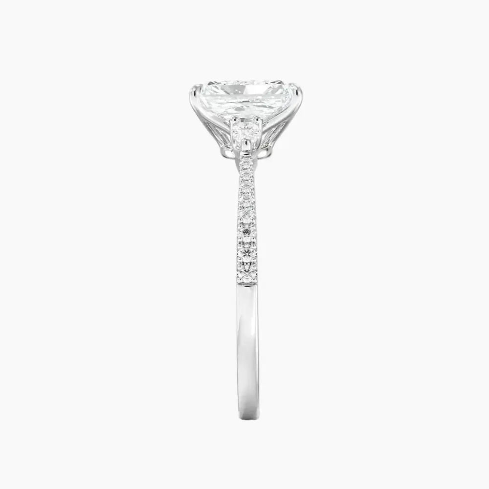 #18K White Gold