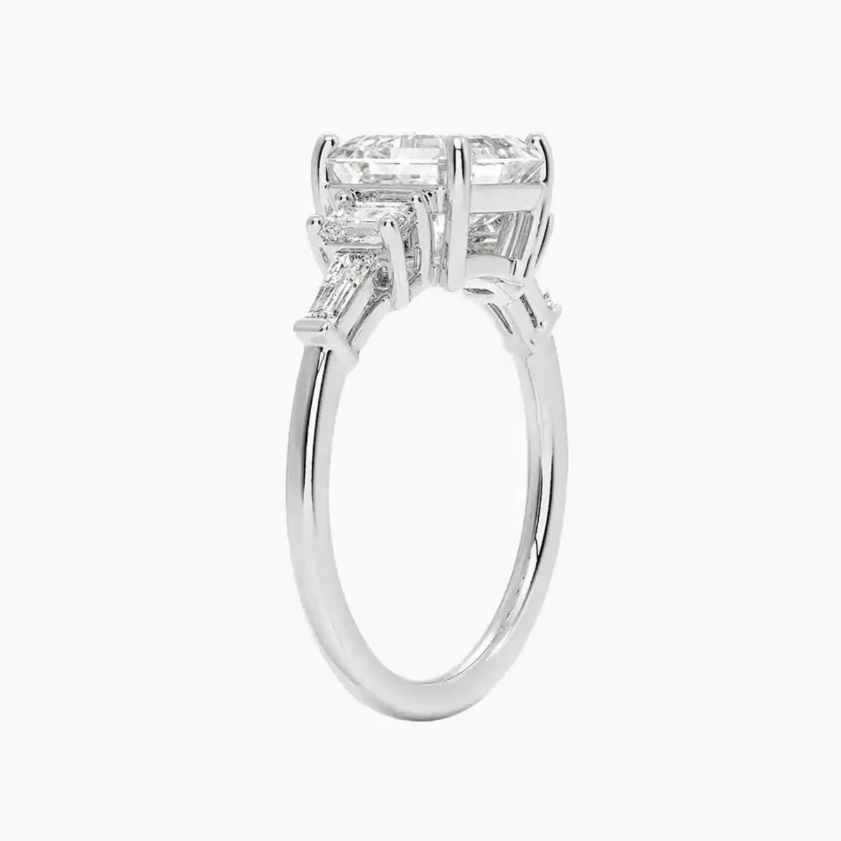#18K White Gold