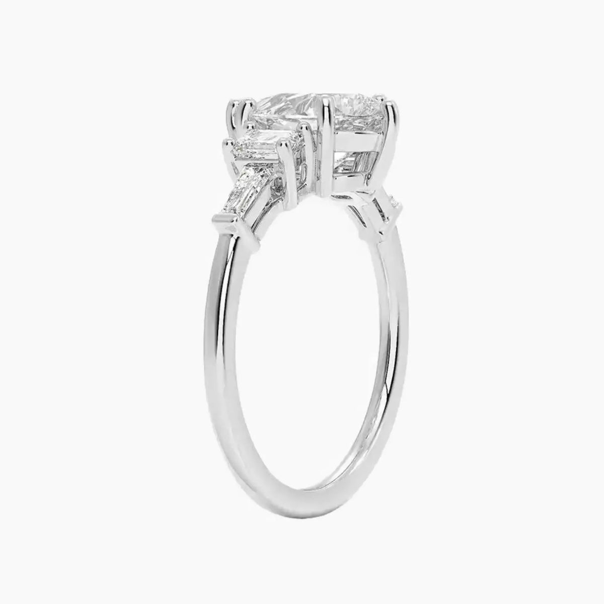 #18K White Gold