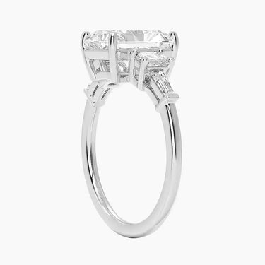 #18K White Gold