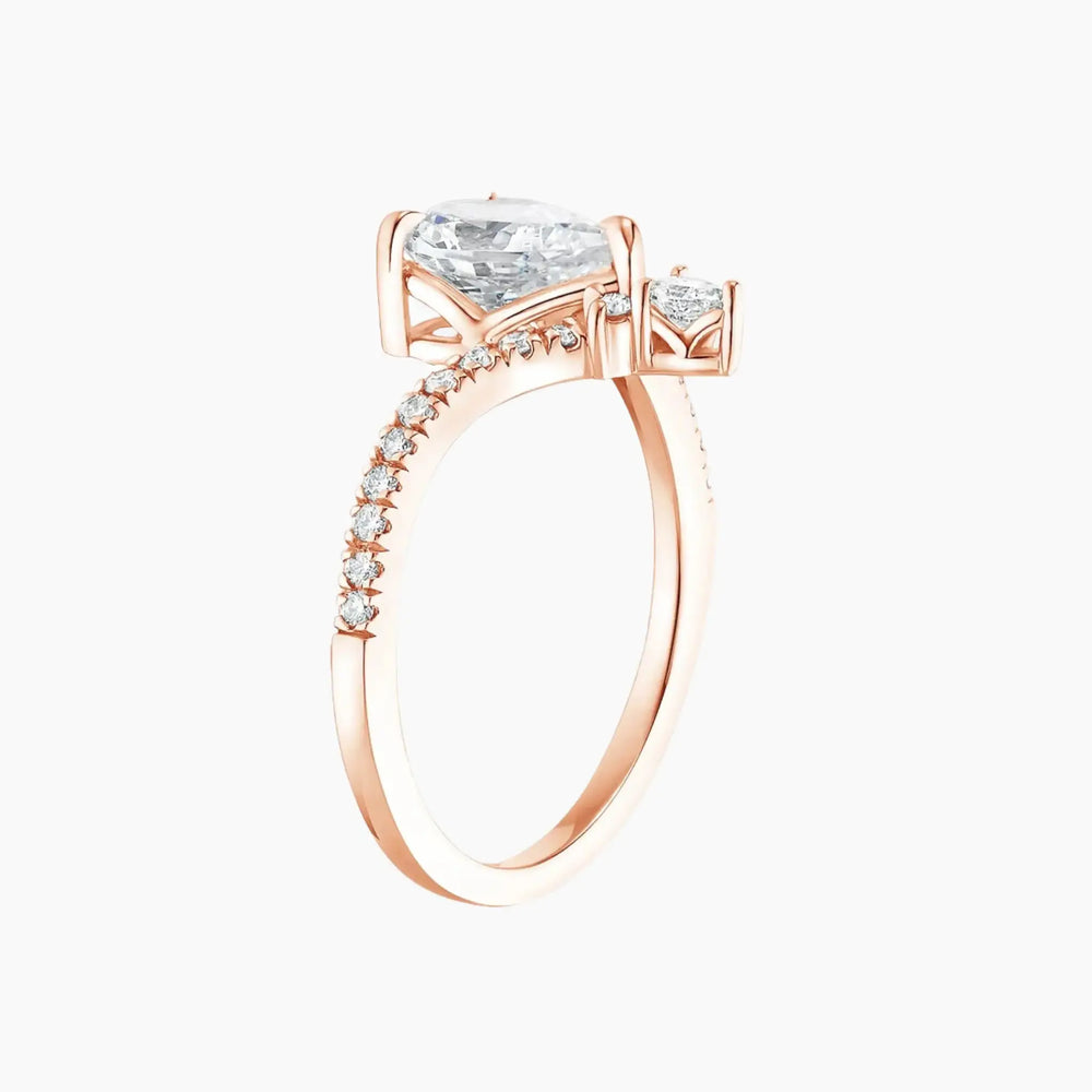 Esme Solitaire Pear