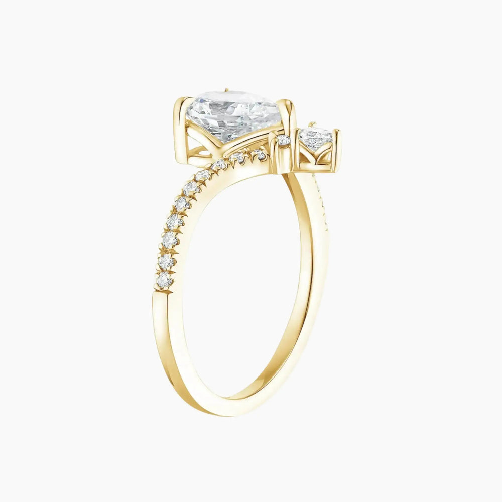 Esme Solitaire Pear