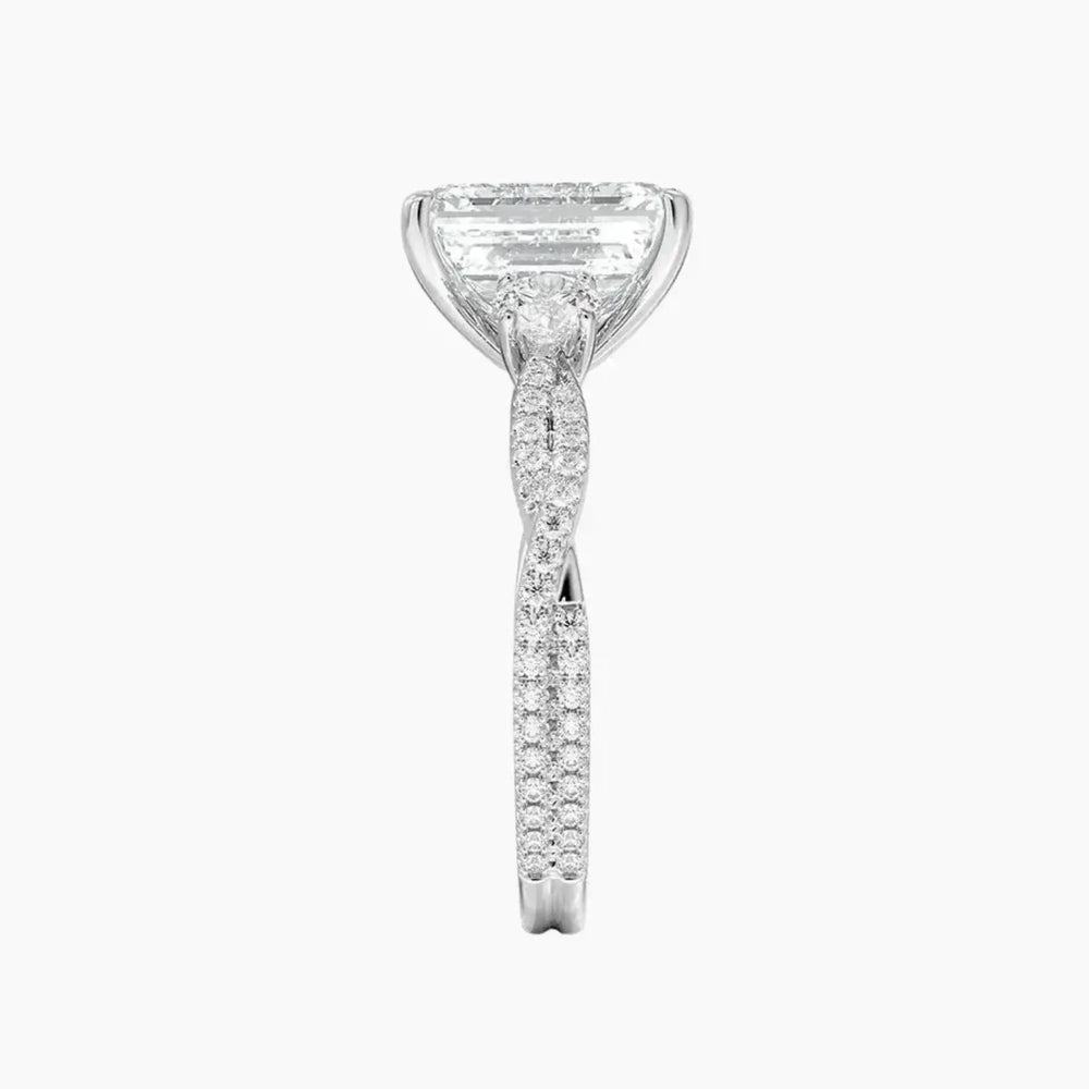 #18K White Gold