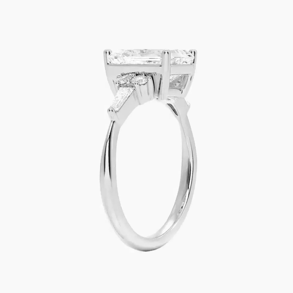 #18K White Gold