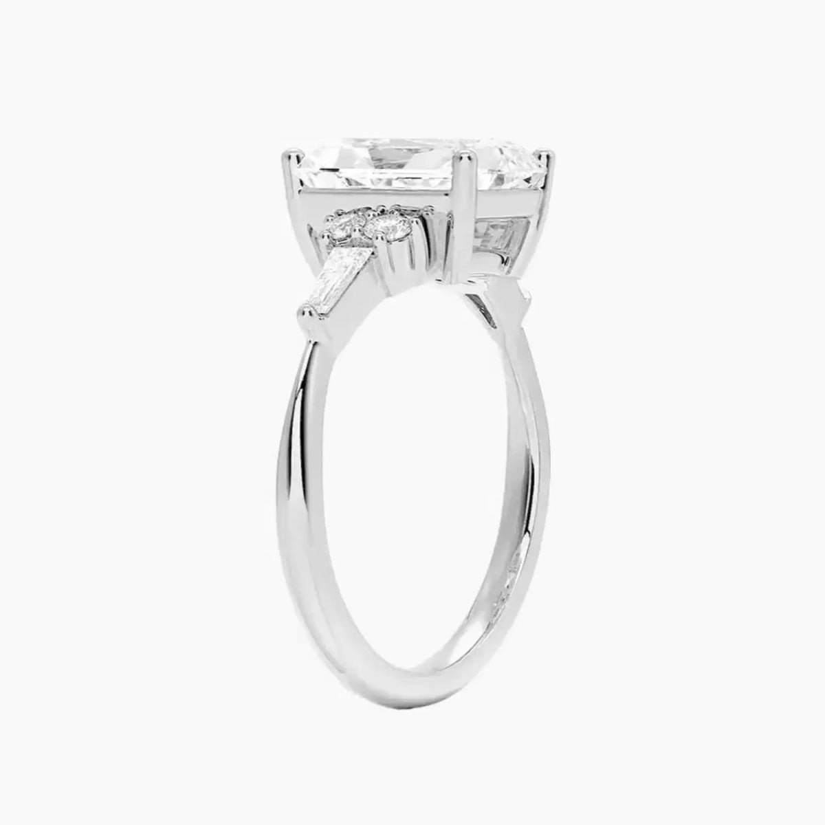 #18K White Gold