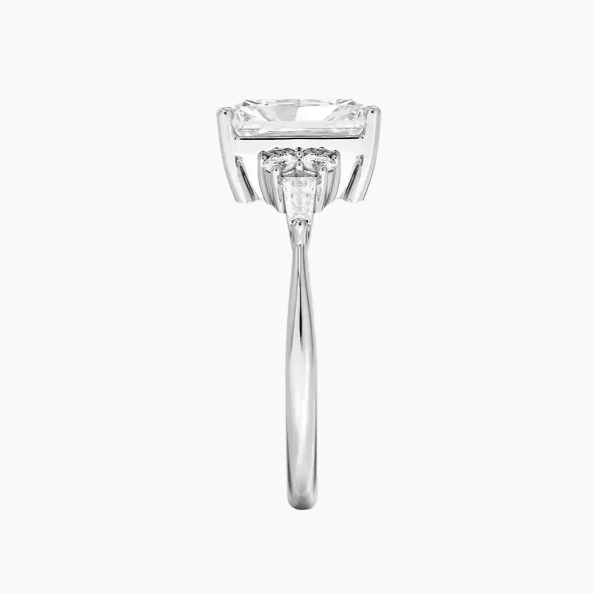 #18K White Gold