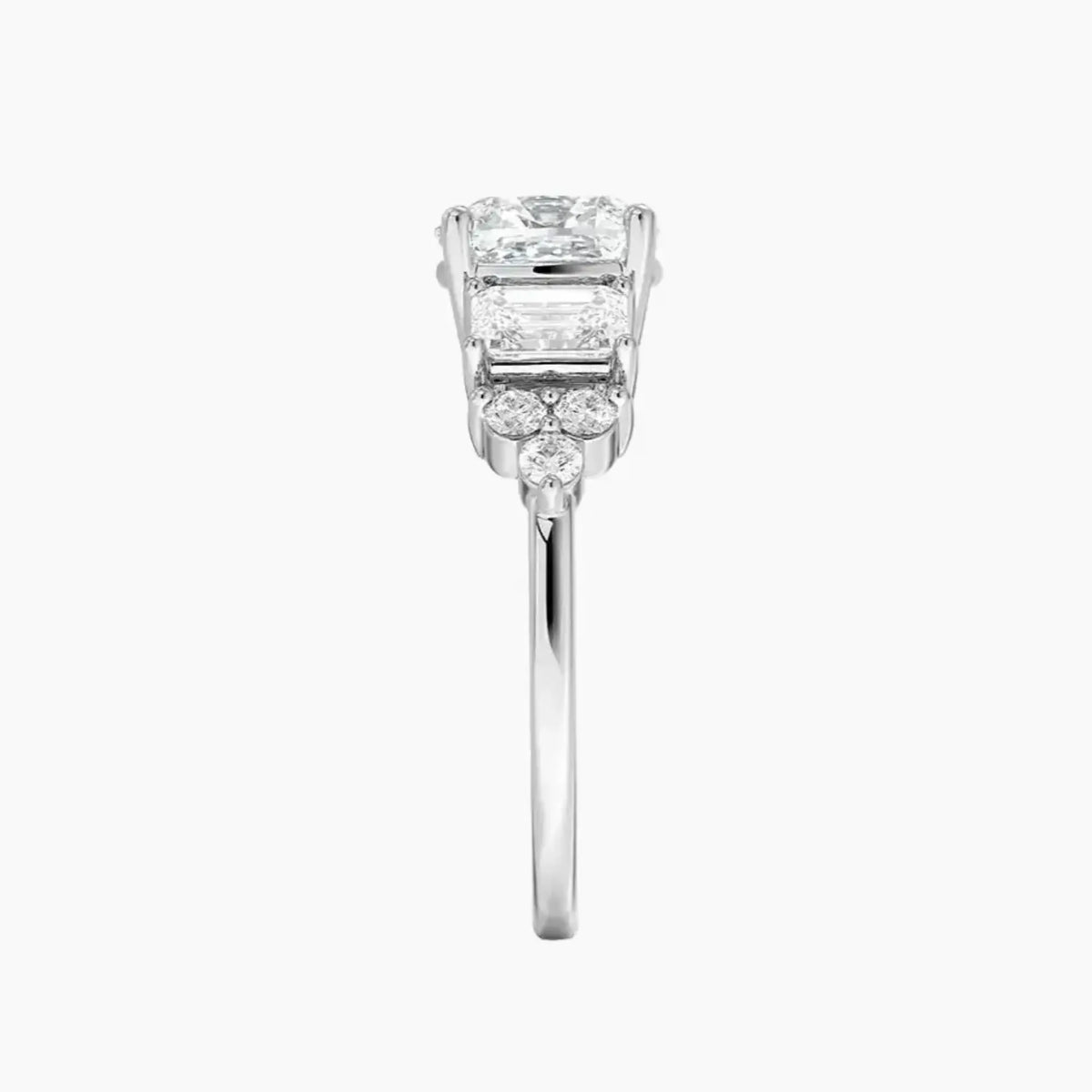#18K White Gold