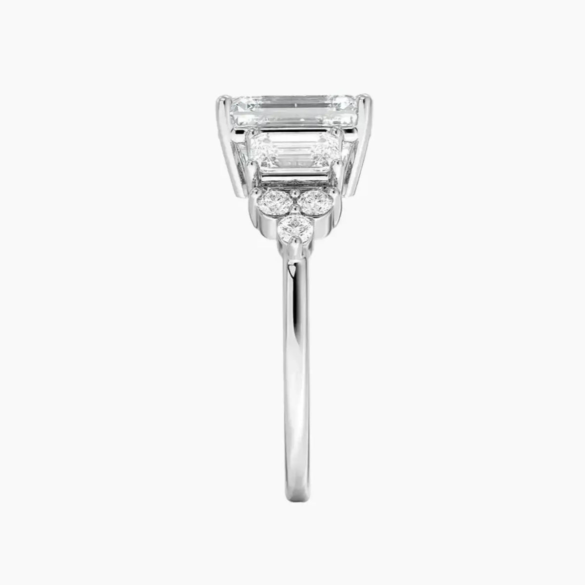 #18K White Gold