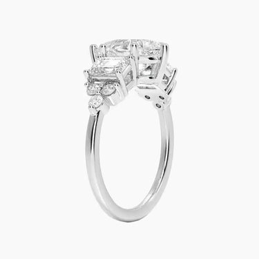 #18K White Gold