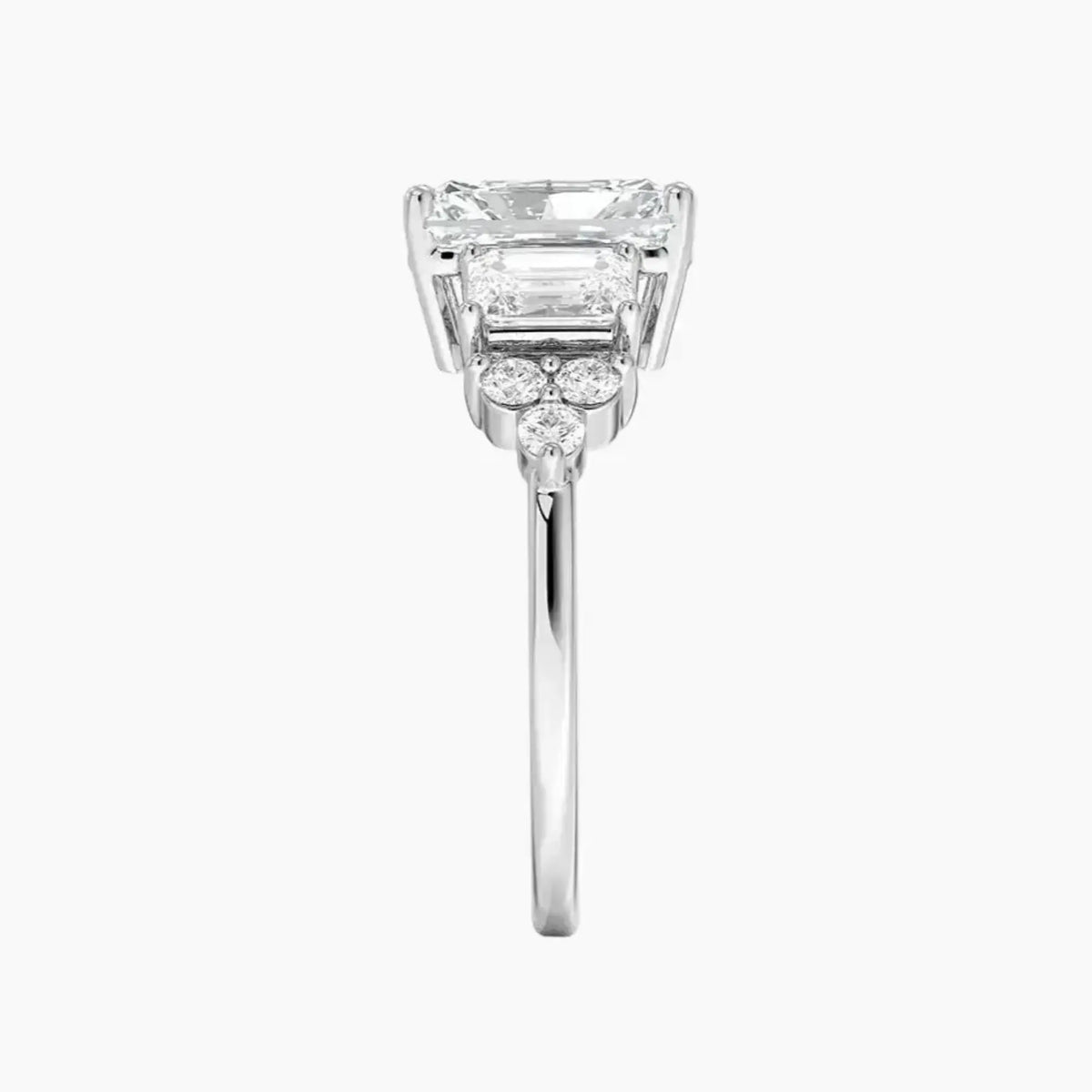#18K White Gold