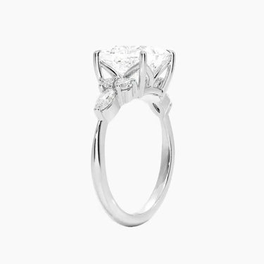 #18K White Gold