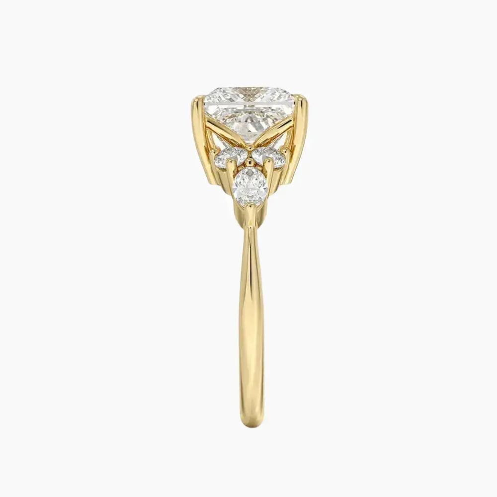 #18K Yellow Gold