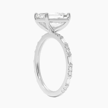 #18K White Gold