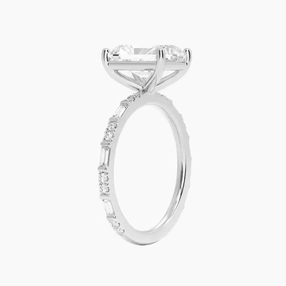 #18K White Gold