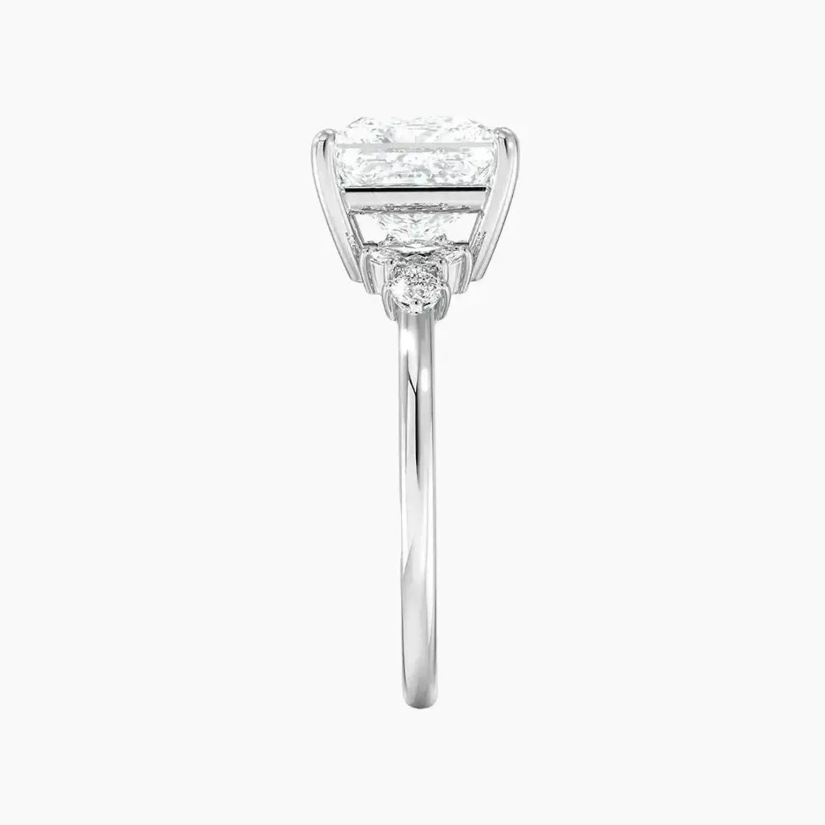 #18K White Gold