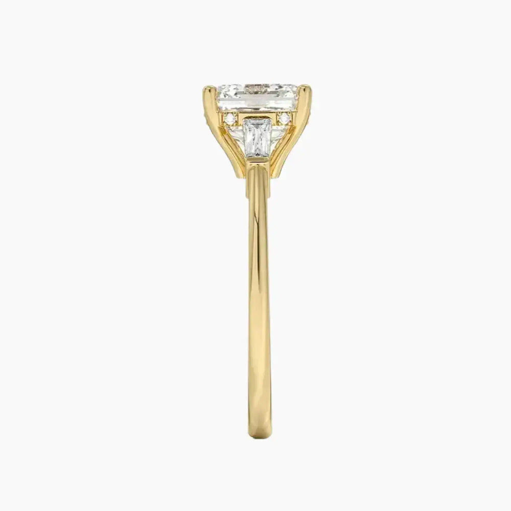 #18K Yellow Gold