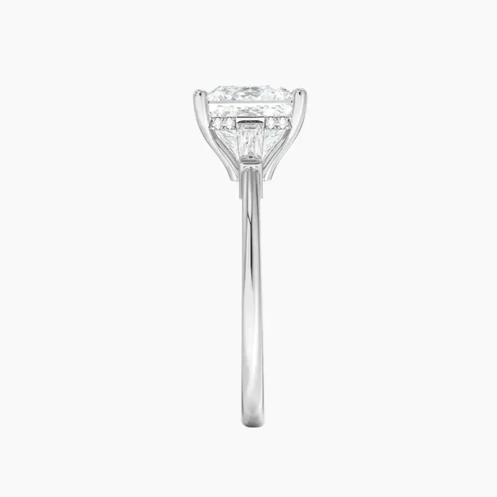 #18K White Gold