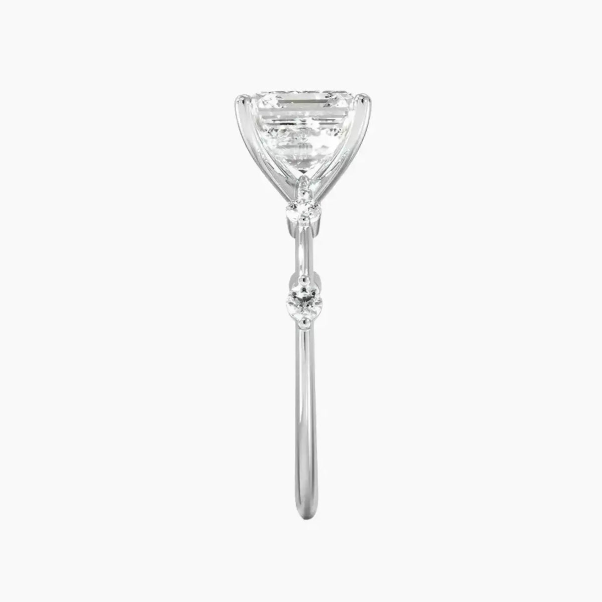 #18K White Gold