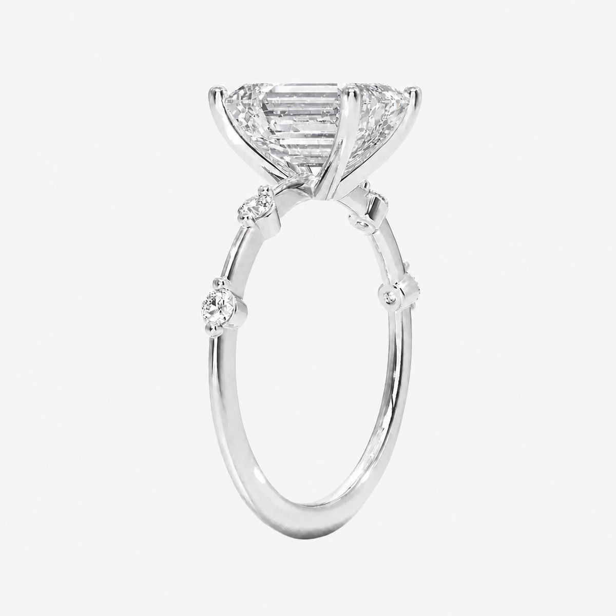 #18K White Gold