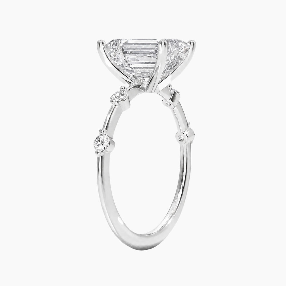 #18K White Gold